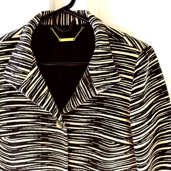 Trina Turk Jacket Size 6 Black Cream Abstract Cropped Blazer Vintage USA Made - Picture 12 of 13